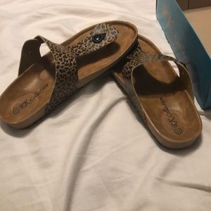 Leopard Print Size 11 sandals